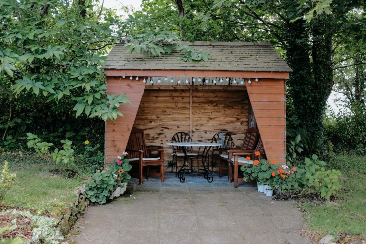 Glenhill Couette-café 3*